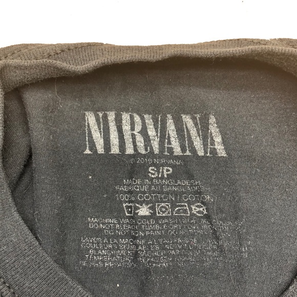 Black nirvana t-shirt small smiley face - Picture 5 of 6